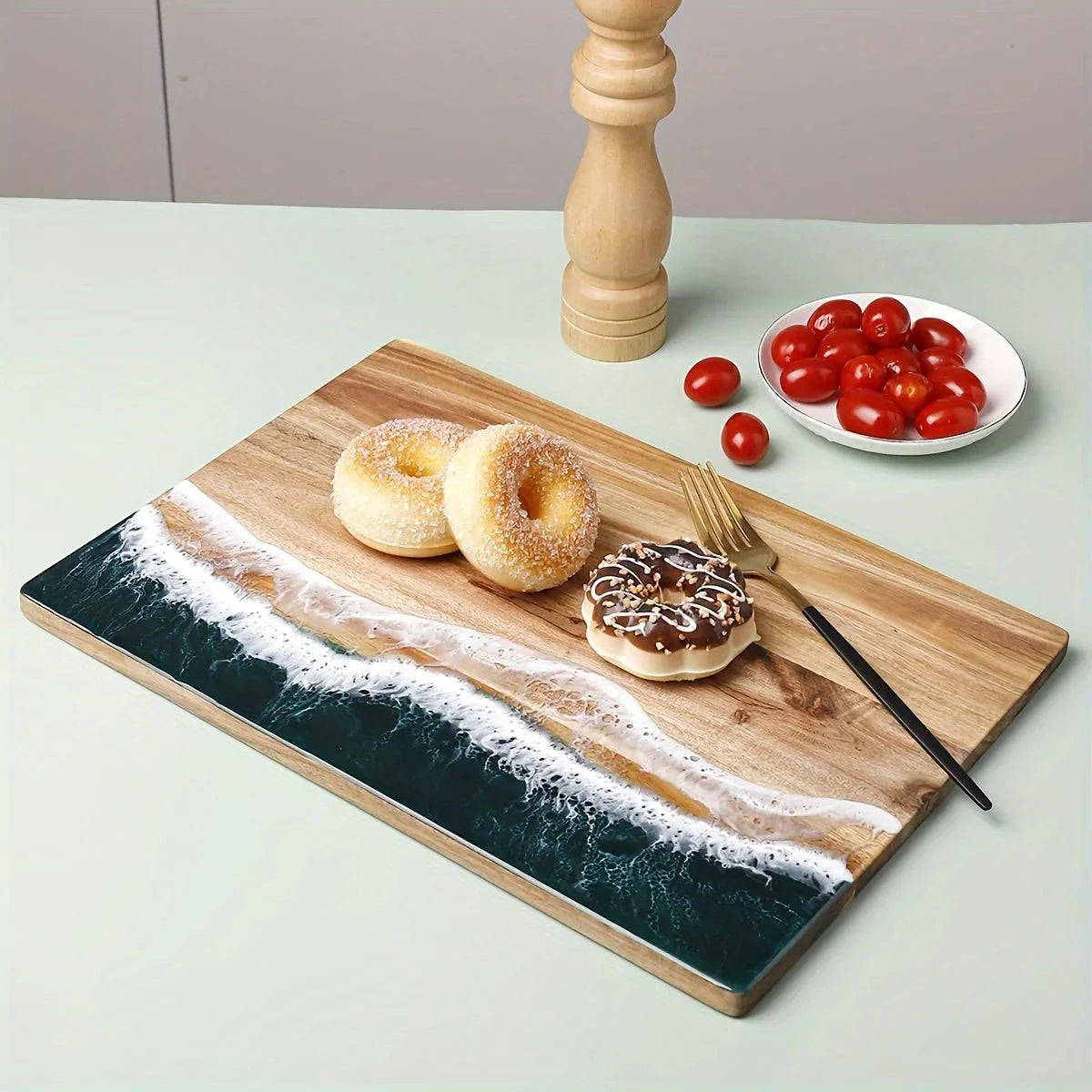 Planche à découper en bois d’acacia – Design Océan.