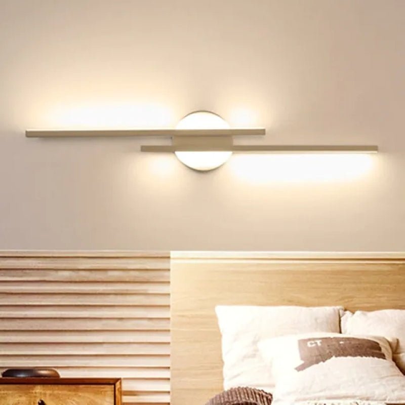 Applique murale à double éclairage pour espaces intérieurs
