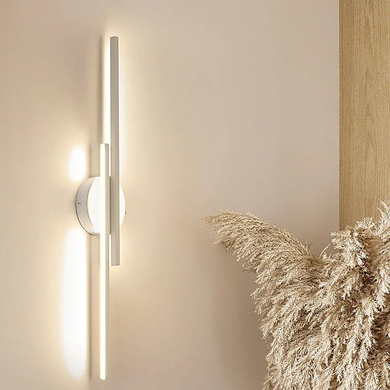 Applique murale à double éclairage pour espaces intérieurs