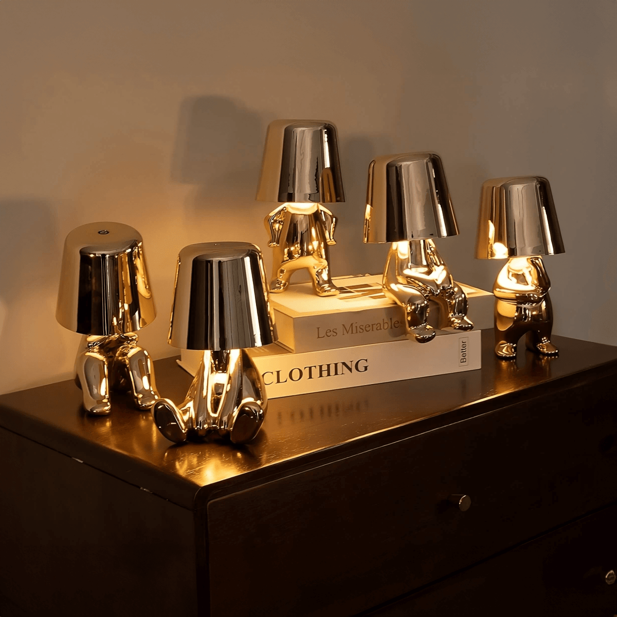 Lampe Petit Bonhomme | Design humanoïde avec contrôle tactile