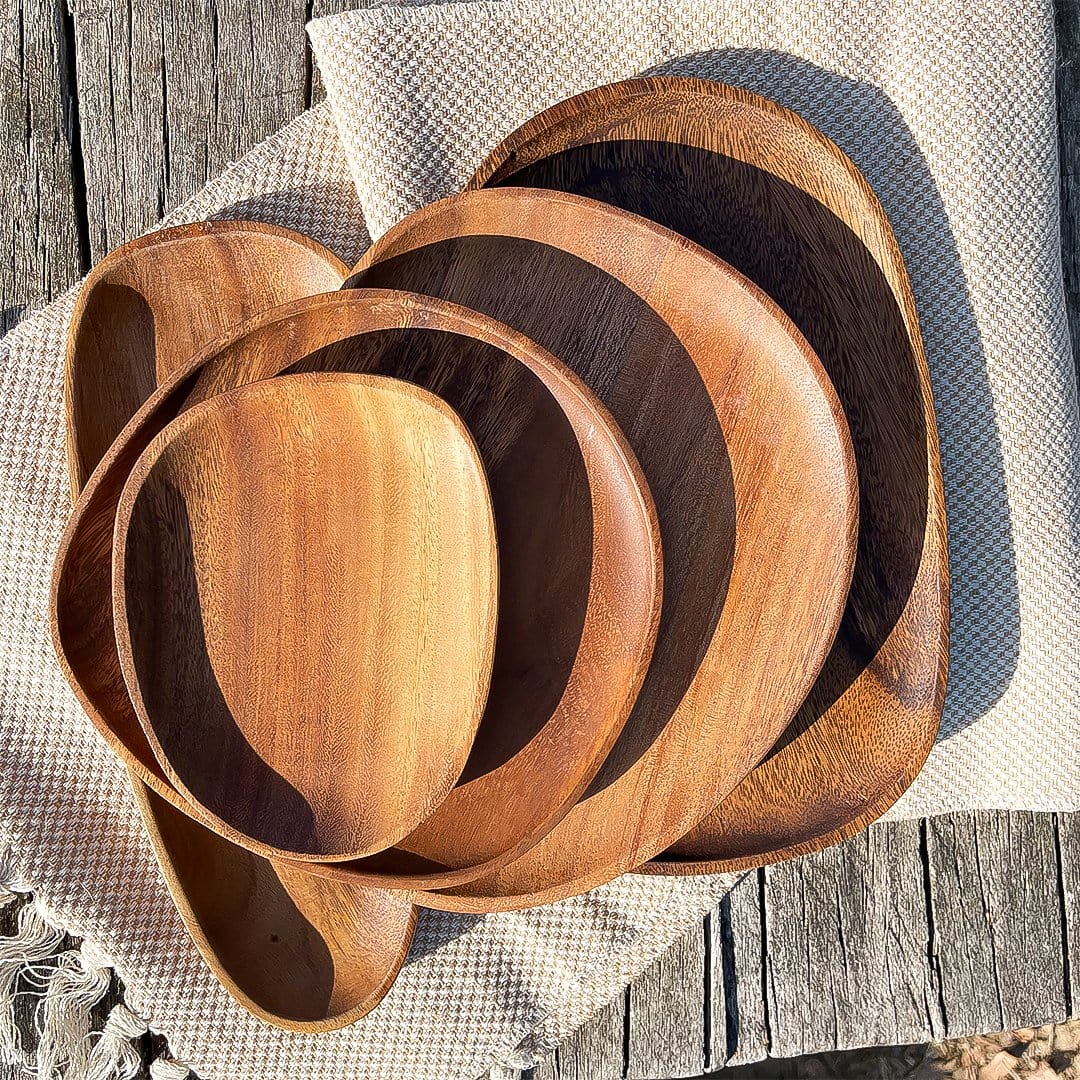 Plateau de service en bois d’acacia royal