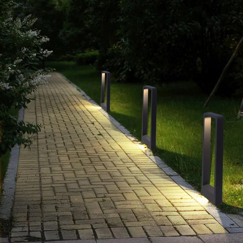 AquaGlow – Spot de jardin étanche pour extérieur