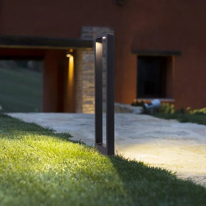 AquaGlow – Spot de jardin étanche pour extérieur