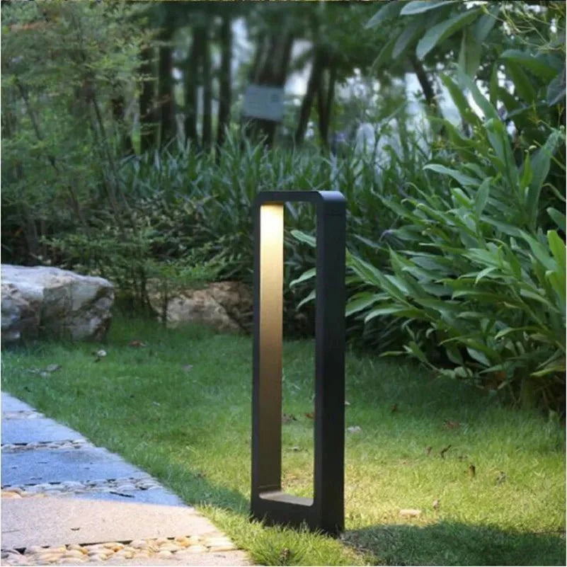 AquaGlow – Spot de jardin étanche pour extérieur