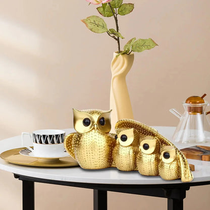 Figurine en Résine de la Famille de Chouettes Charmante – Symbole de Sagesse et d’Unité