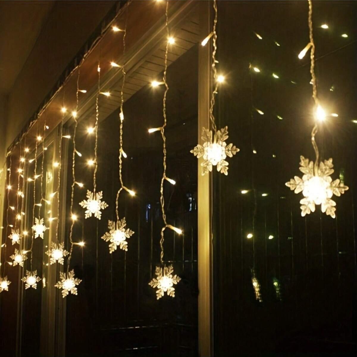 Guirlandes lumineuses LED en forme de flocons de neige