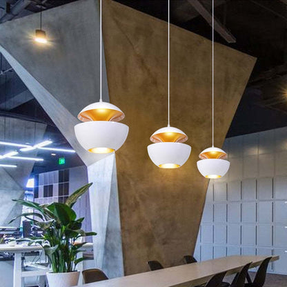 Suspension LED contemporaine et sophistiquée