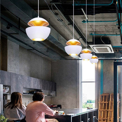 Suspension LED contemporaine et sophistiquée