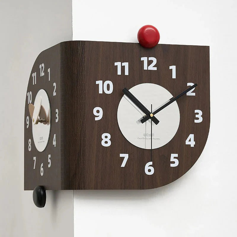 Horloge murale d’angle en bois double face – Design Noyer