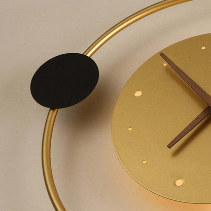 Horloge murale à cadre métallique avec rétroéclairage LED