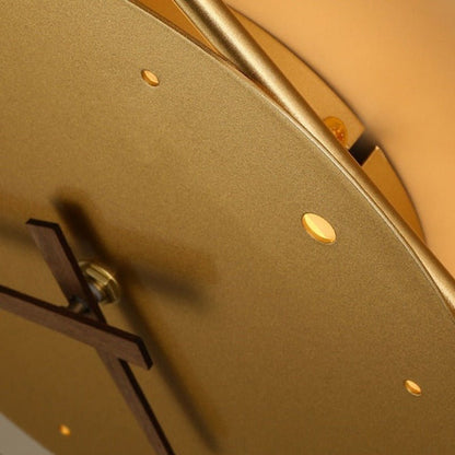 Horloge murale à cadre métallique avec rétroéclairage LED