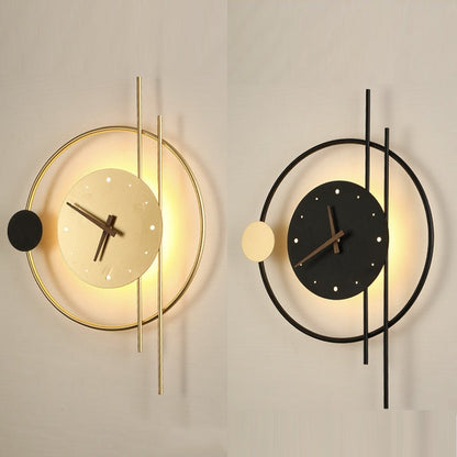 Horloge murale à cadre métallique avec rétroéclairage LED
