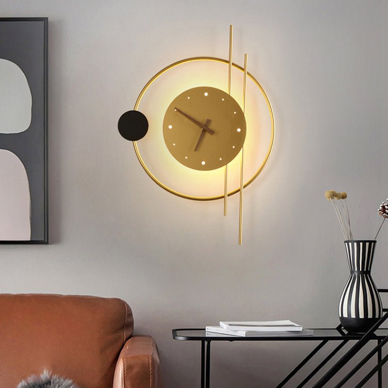 Horloge murale à cadre métallique avec rétroéclairage LED
