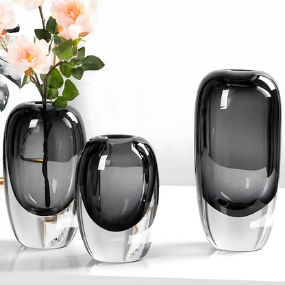 Vase en Cristal Radieux pour Espaces Sophistiqués