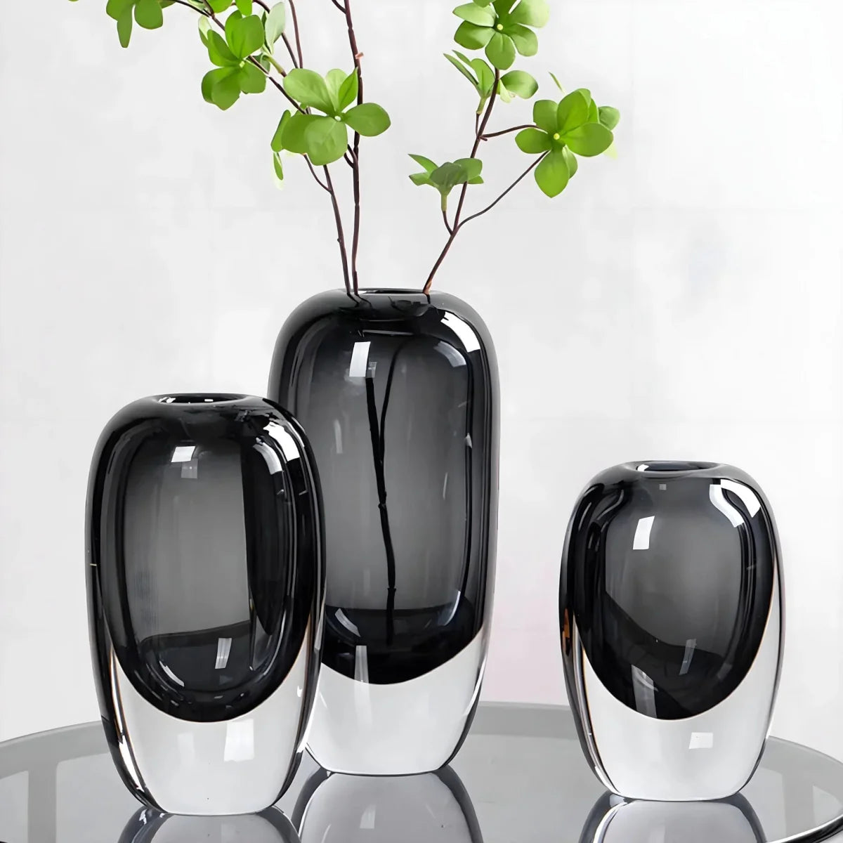 Vase en Cristal Radieux pour Espaces Sophistiqués