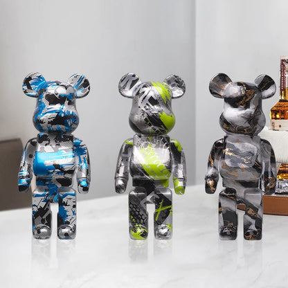 Sculpture d’ours en résine avec design graffiti et art de rue