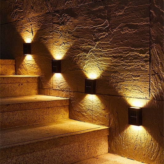 Appliques de Clôture LED Solaires pour Espaces Extérieurs