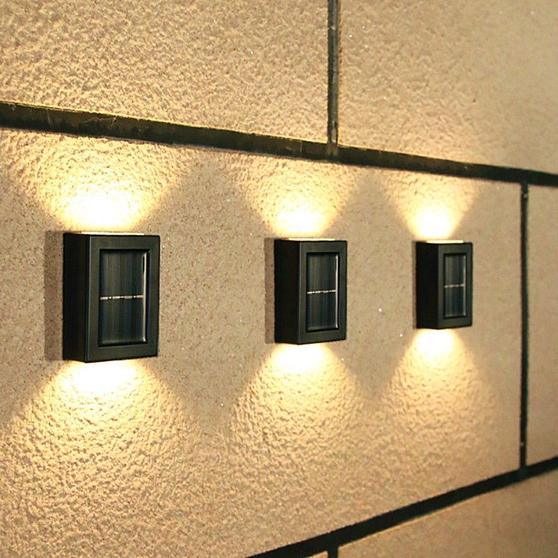 Appliques de Clôture LED Solaires pour Espaces Extérieurs