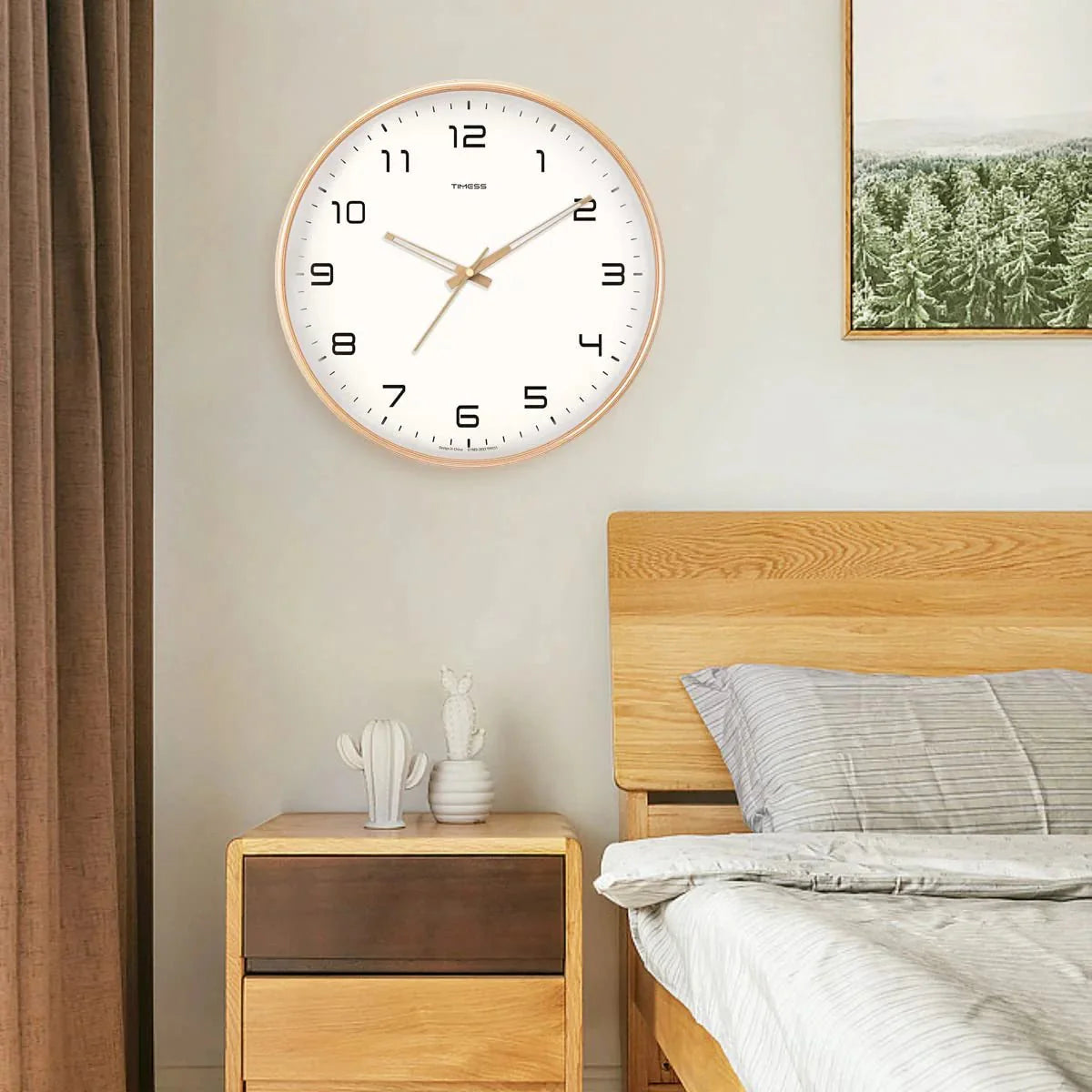 TimelessWood – Horloge murale analogique en bois massif au design minimaliste