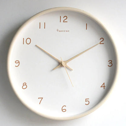TimelessWood – Horloge murale analogique en bois massif au design minimaliste