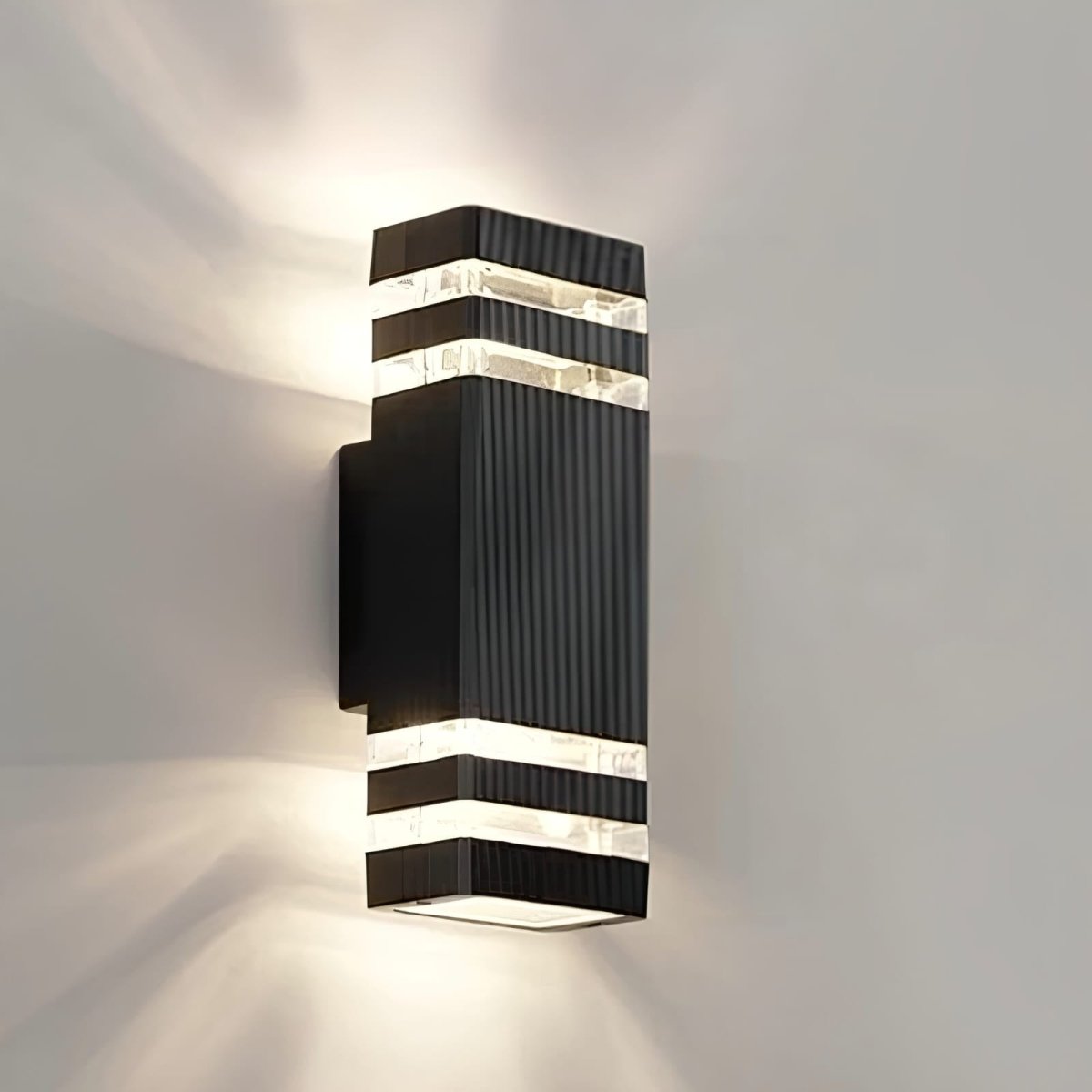 Applique murale extérieure noire orientée haut et bas